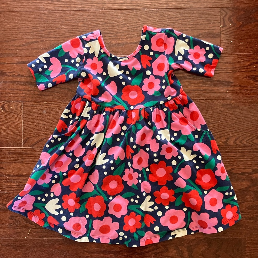 Hanna Andersson Rosey Posey Girls floral print short sleeve dress